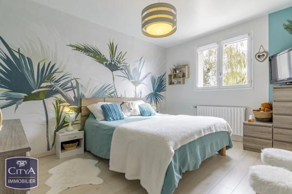 Maison à vendre 7 pièces 149m² Châteauroux (36000)