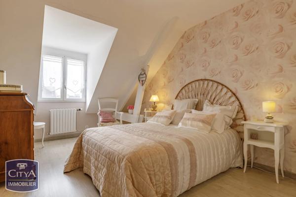 Maison à vendre 7 pièces 149m² Châteauroux (36000)