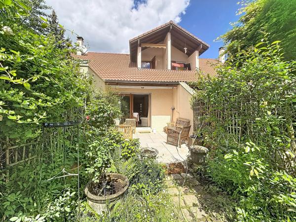 Maison à vendre 3 pièces PREVESSIN MOENS (01)