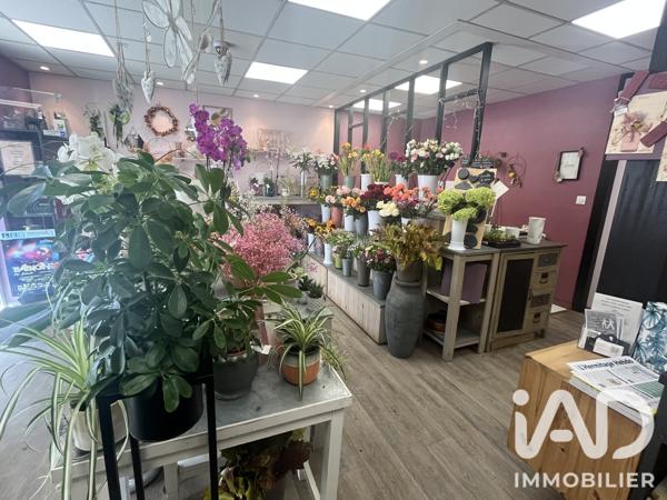 Cadeaux, Fleurs​ à vendre 51 m² L'Hermitage