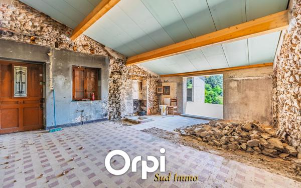 Maison à vendre    6 pièces •  Les Ollières-sur-Eyrieux