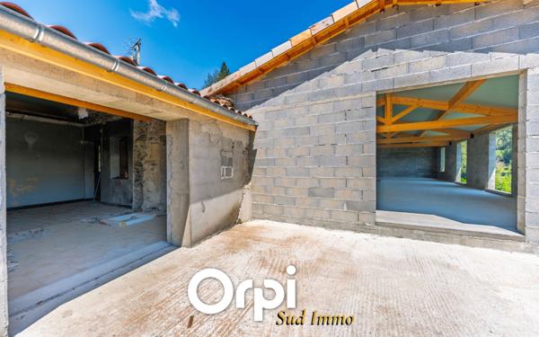 Maison à vendre    6 pièces •  Les Ollières-sur-Eyrieux