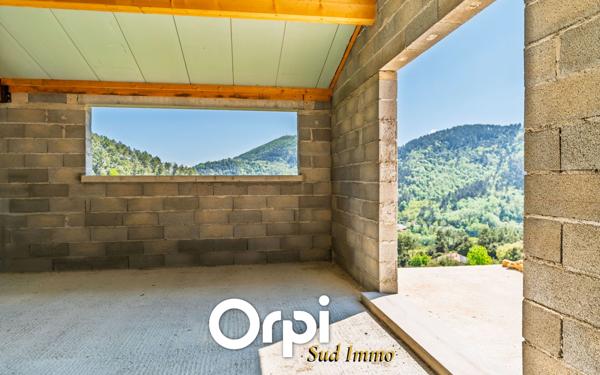 Maison à vendre    6 pièces •  Les Ollières-sur-Eyrieux