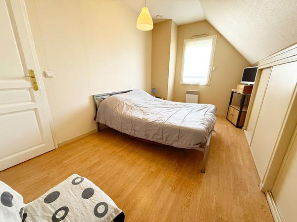 Maison individuelle - 4 chambres - 542 m² de parcelle.