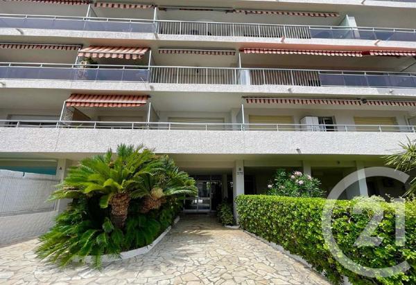 Appartement F3 à vendre  3 pièces - 71,66 m2 ST LAURENT DU VAR - 06