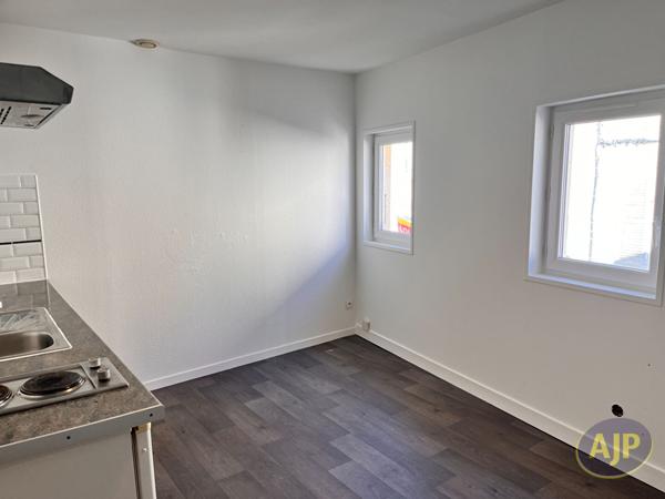 Location appartement Saintes : 494 € - AJP Immobilier Saintes