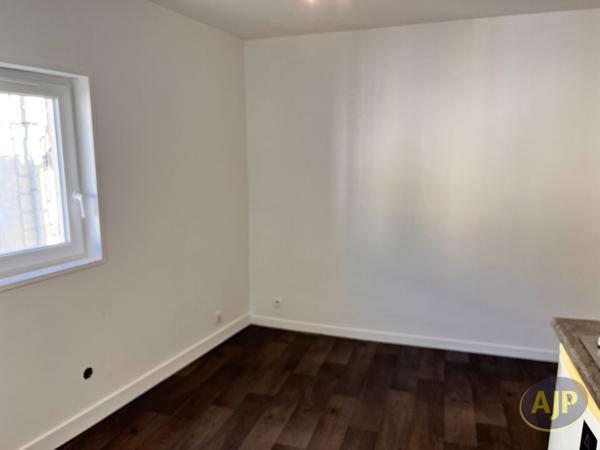 Location appartement Saintes : 494 € - AJP Immobilier Saintes