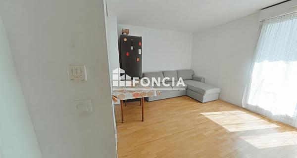Location Studio meublé 30.21 m² - Montmagny 95360
