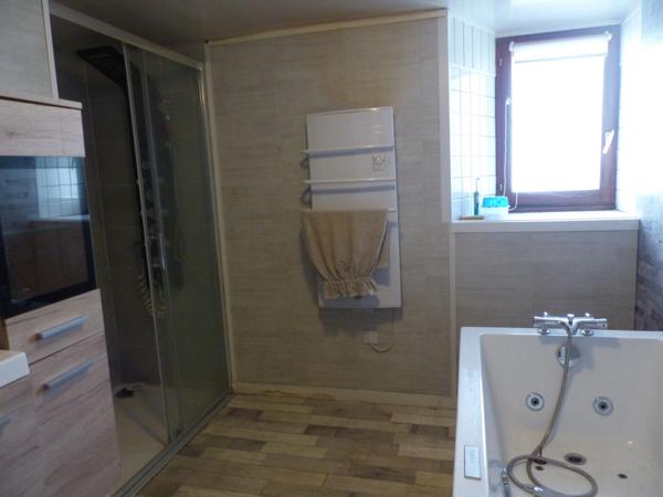 Maison à vendre 4 pièces AIRVAULT (79) TERRAIN 374 m²