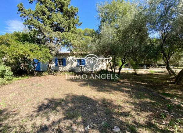 Rare Nîmes - Mazet à rénover - colline Nord