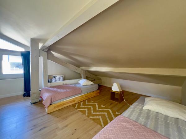 Grande maison familiale ou 2 logements indépendants – à vous de choisir !