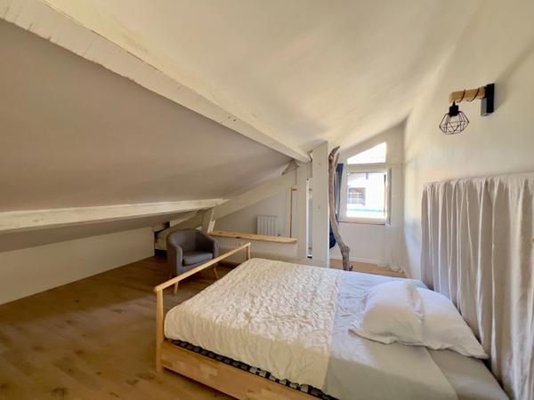 Grande maison familiale ou 2 logements indépendants – à vous de choisir !