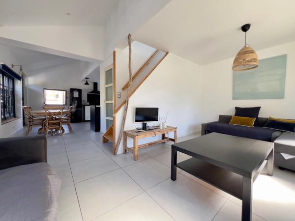 Grande maison familiale ou 2 logements indépendants – à vous de choisir !