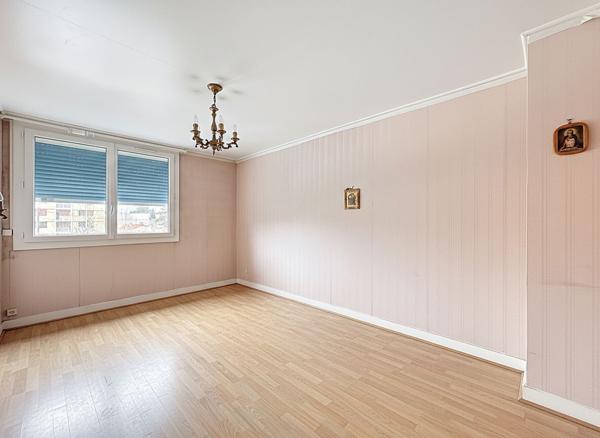 Appartement Marseille Type trois Bonneveine