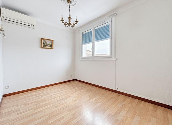 Appartement Marseille Type trois Bonneveine