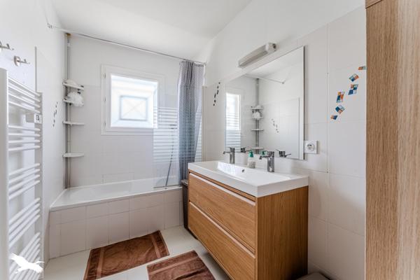 Maison 467 250 € Gujan-Mestras 5 p 101 m² DPE C