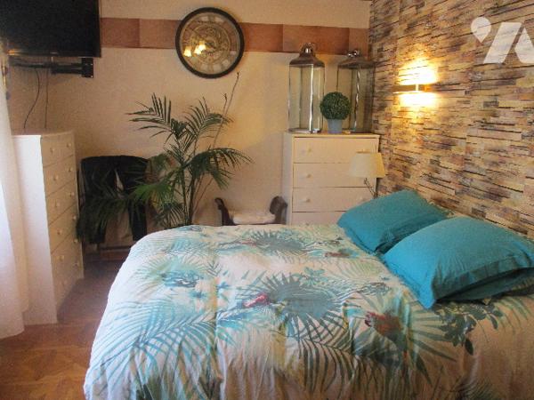 RENTY : Belle demeure avec cour et jardin