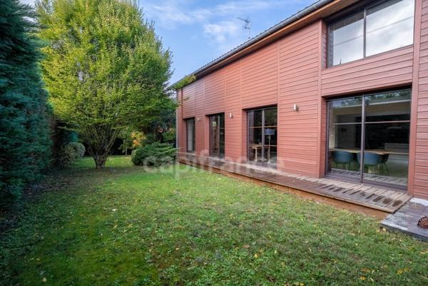 Maison à vendre 5 pièces (33) - 3 Chambres - Lumineux