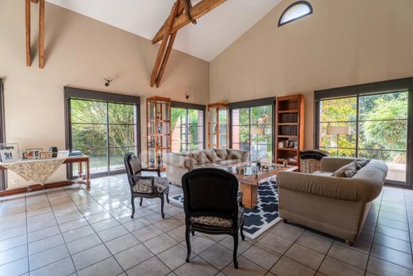 Maison à vendre 5 pièces (33) - 3 Chambres - Lumineux