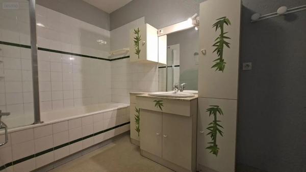 Achat - Maison Bressuire 79300 5 pièces 105 m 2 216 m 2