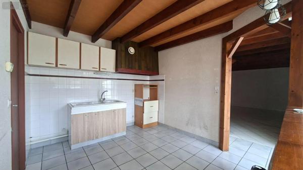 Achat - Maison Bressuire 79300 5 pièces 105 m 2 216 m 2