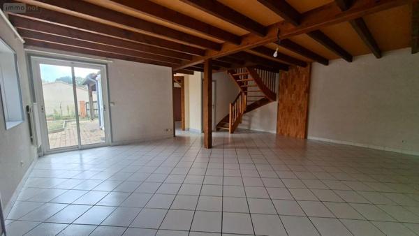 Achat - Maison Bressuire 79300 5 pièces 105 m 2 216 m 2