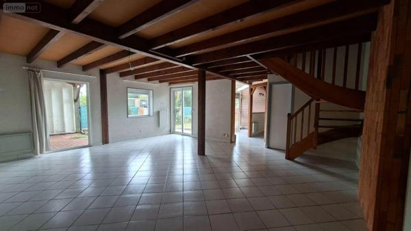 Achat - Maison Bressuire 79300 5 pièces 105 m 2 216 m 2