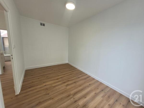 Immeuble à vendre  130 m2 LE MANS - 72