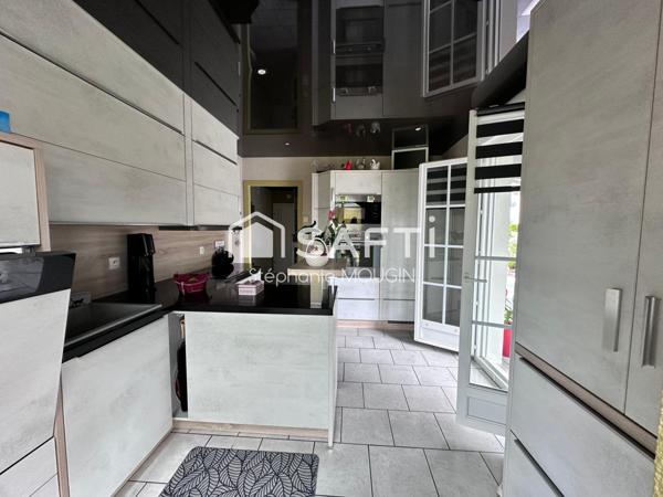 Superbe maison familiale avec prestations haut de gamme, proche Suisse