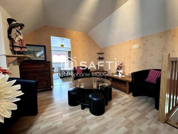 Superbe maison familiale avec prestations haut de gamme, proche Suisse