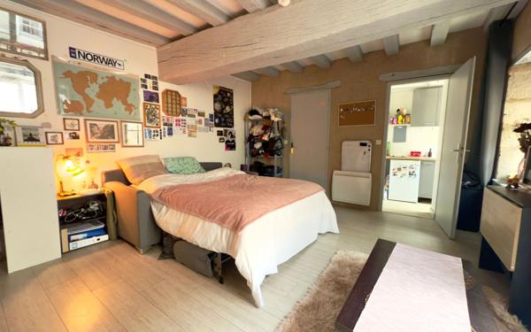 Appartement à vendre    1 pièce • 24 m2 Poitiers
