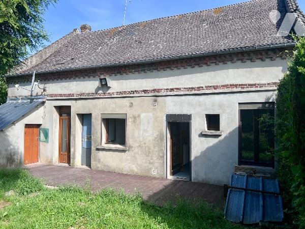 MONT D'ORIGNY, MAISON AVEC GARAGE ET BEAU TERRAIN