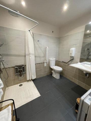 Secteur Avignon, Le Pontet - HOTEL 30 CHAMBRES, RESTAURANT ET PISCINE