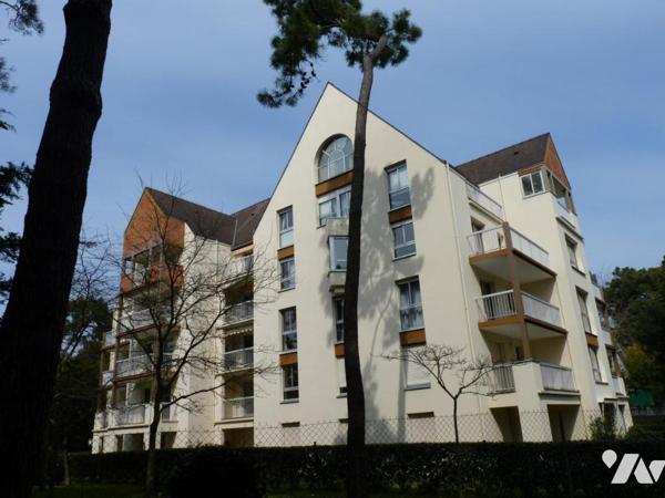 Charmant T2 avec grand jardin privatif en résidence seniors