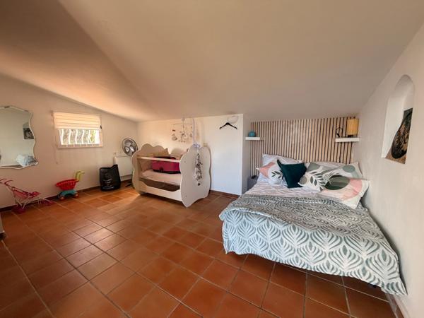 Bendejun (06390) Maison 6 pièces au calme absolue vue montagne