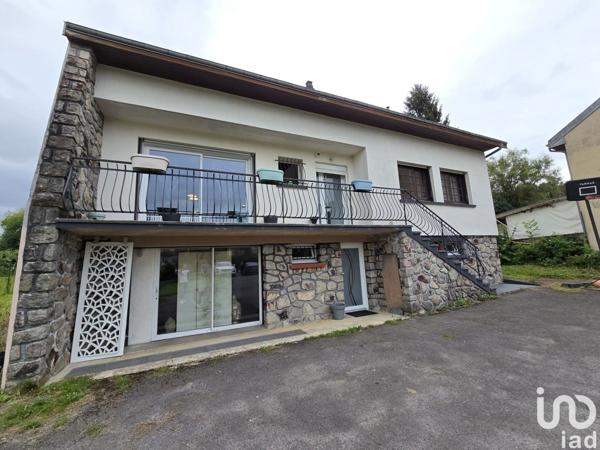 Maison 8 pièces de 193 m² à Vrigne-aux-Bois (08330)