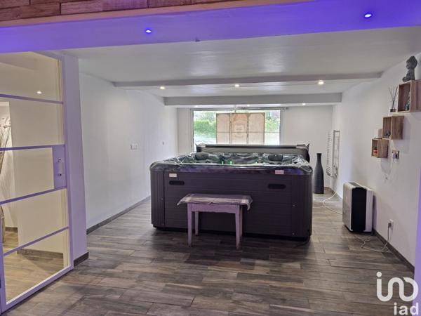 Maison 8 pièces de 193 m² à Vrigne-aux-Bois (08330)