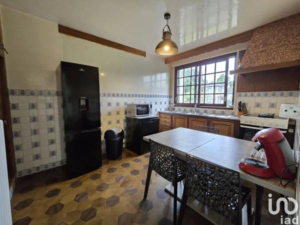 Maison 8 pièces de 193 m² à Vrigne-aux-Bois (08330)