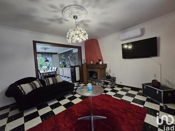 Maison 8 pièces de 193 m² à Vrigne-aux-Bois (08330)