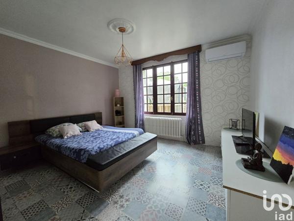Maison 8 pièces de 193 m² à Vrigne-aux-Bois (08330)