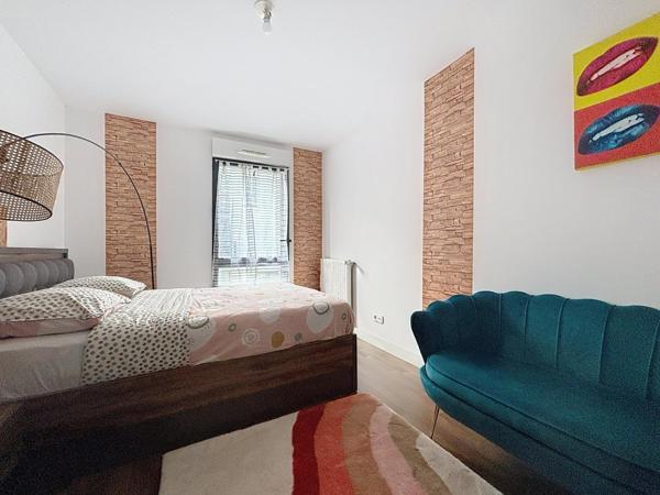 T3 avec ascenseur, terrasse et parking