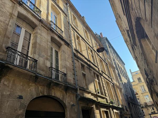 Appartement 2 pièces de 48 m² à Bordeaux