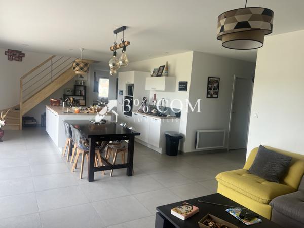 Maison 7 pièce(s) 5 chambre(s) 135.16 m²