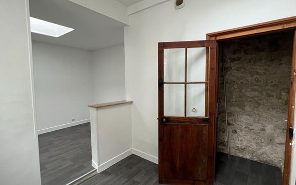 Appartement à louer    2 pièces •  Compiègne