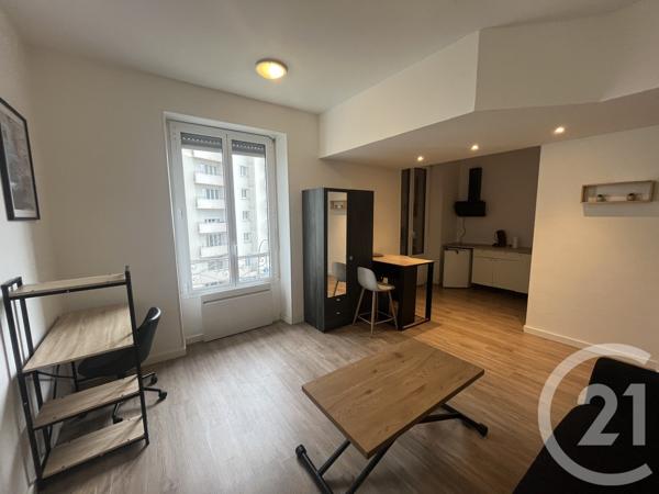 Appartement F3 à vendre  3 pièces - 73,45 m 2   PAU  - 64