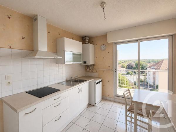 Appartement F3 à vendre  3 pièces - 73,45 m 2   PAU  - 64