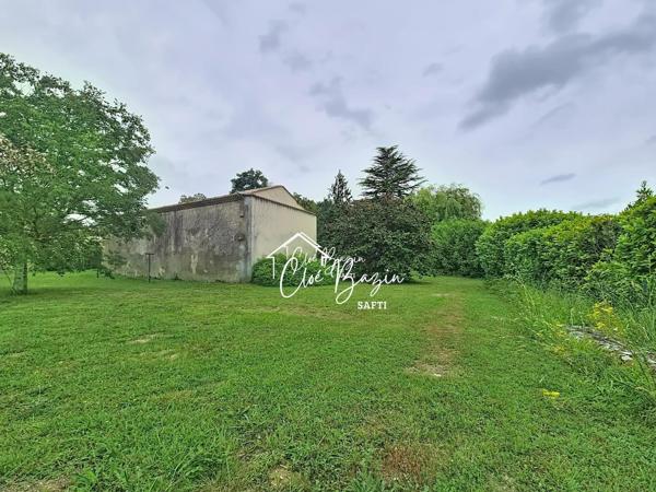 COUP DE COEUR : Ancien Chai du XIX? siècle à transformer en habitation d'exception – Zone UB constructible