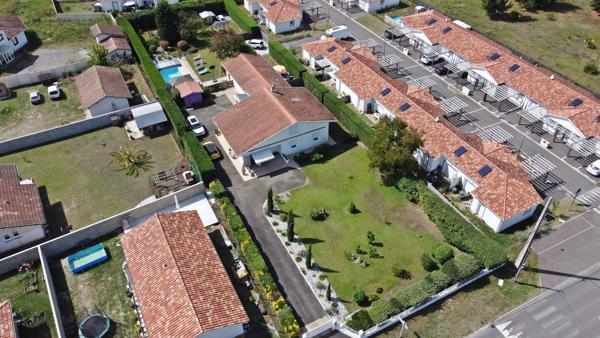 MAGESCQ - BEL ENSEMBLE IMMOBILIER 1 MAISON + 2 APPARTEMENTS + TERRAIN