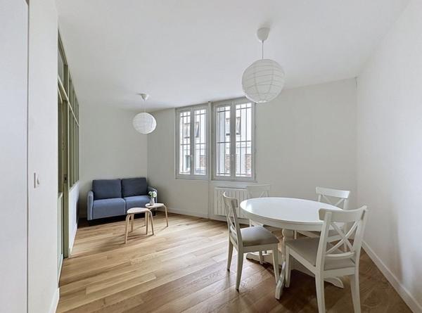 Appartement 231 440 € Bordeaux 2 p 43 m² DPE C