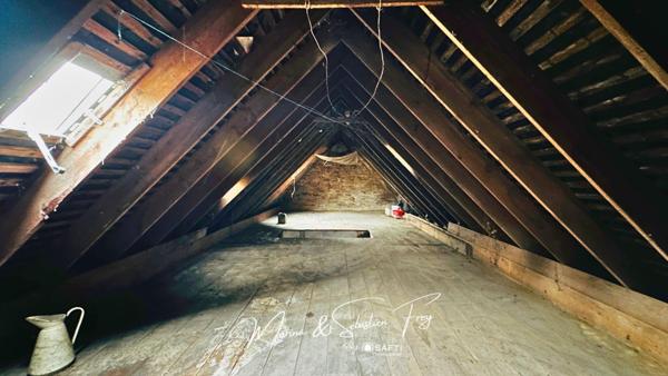 Ensemble immobilier en pierre à fort potentiel – Lannion, centre-ville à pied